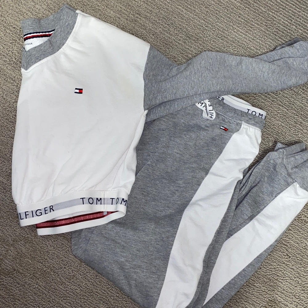 Tommy Hilfiger set